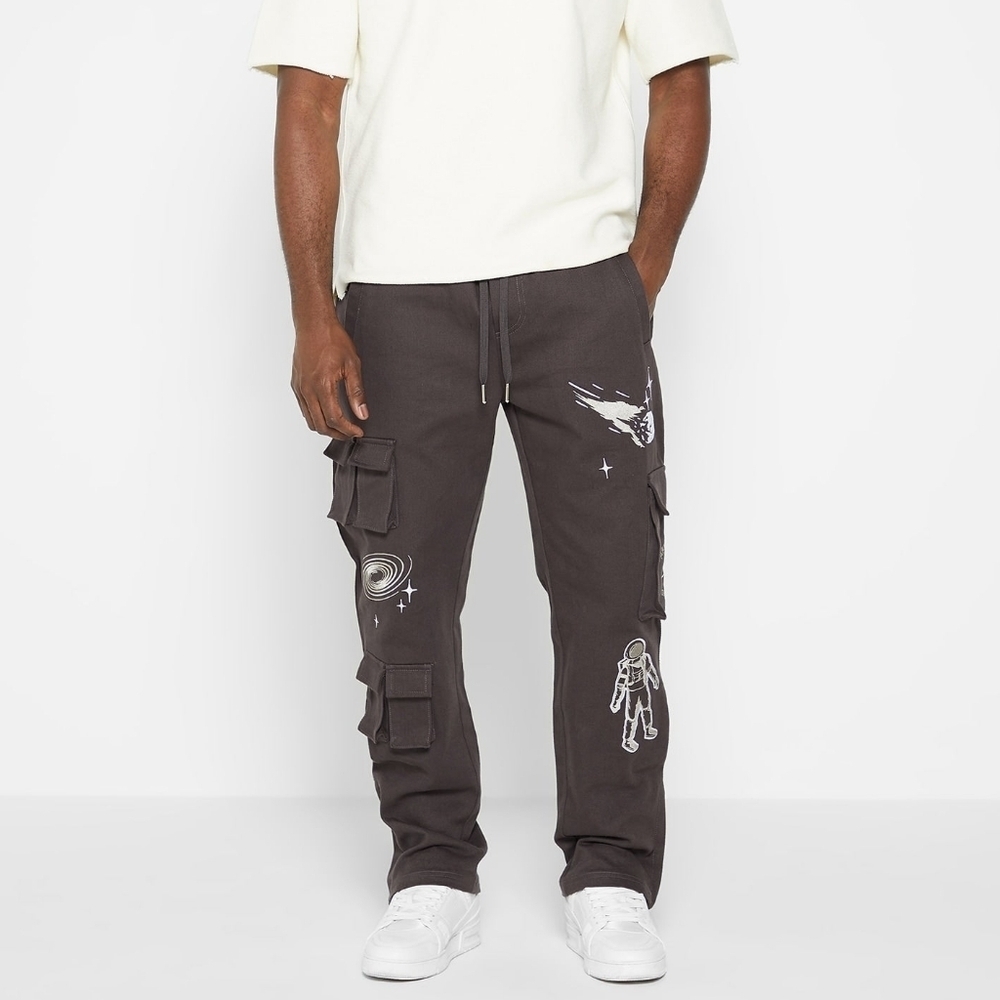 Maniere De Voir Charcoal Graphic Cargo Pants